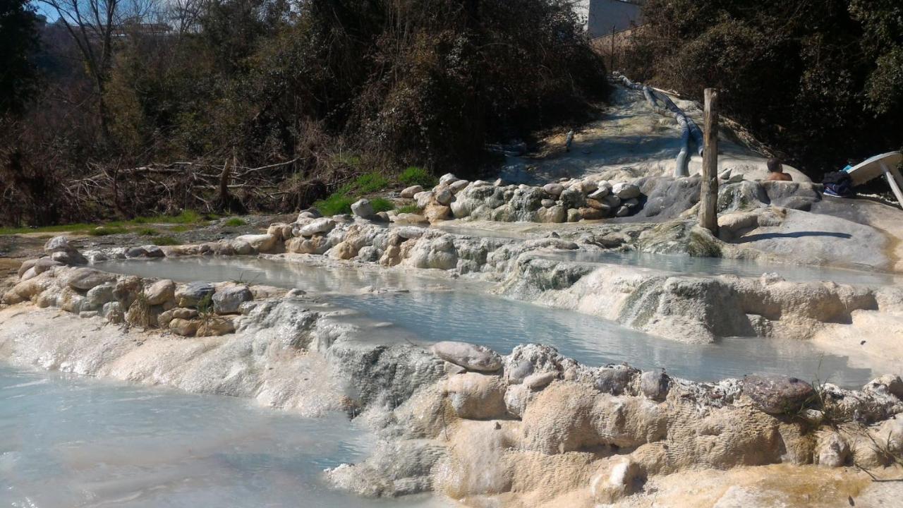 La Locanda Di Petriolo Монтичано Екстериор снимка