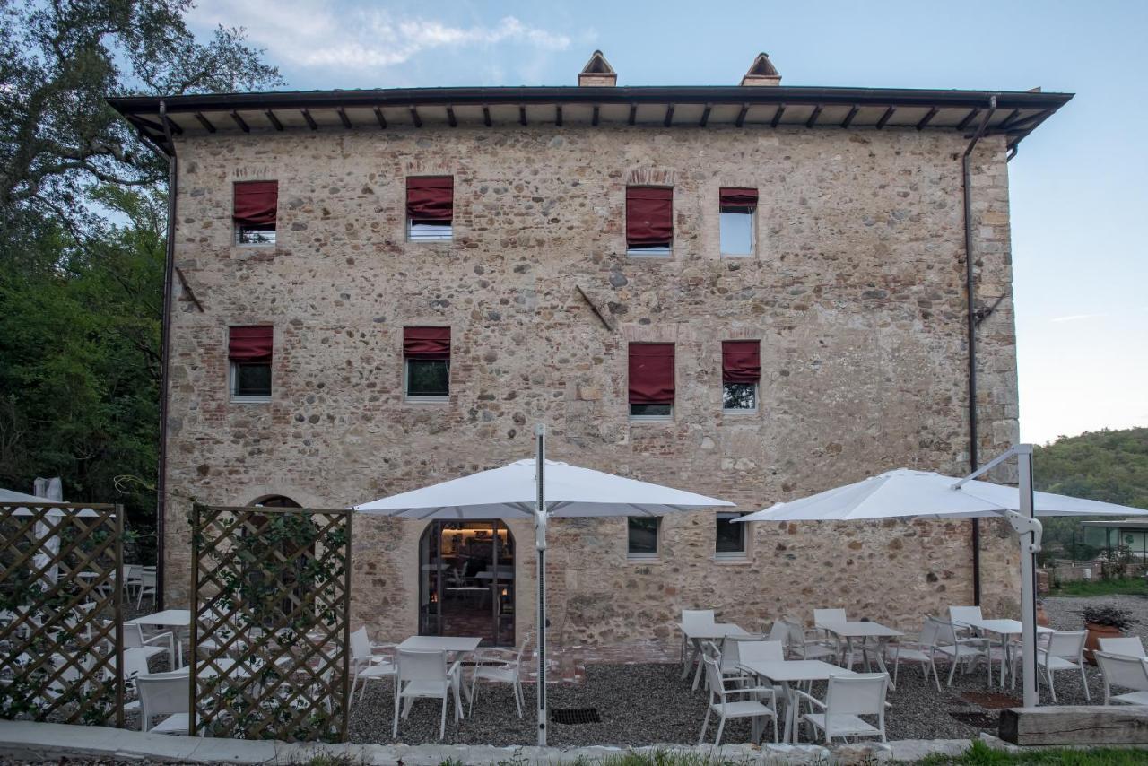 La Locanda Di Petriolo Монтичано Екстериор снимка
