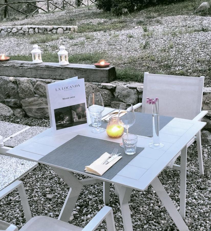 La Locanda Di Petriolo Монтичано Екстериор снимка
